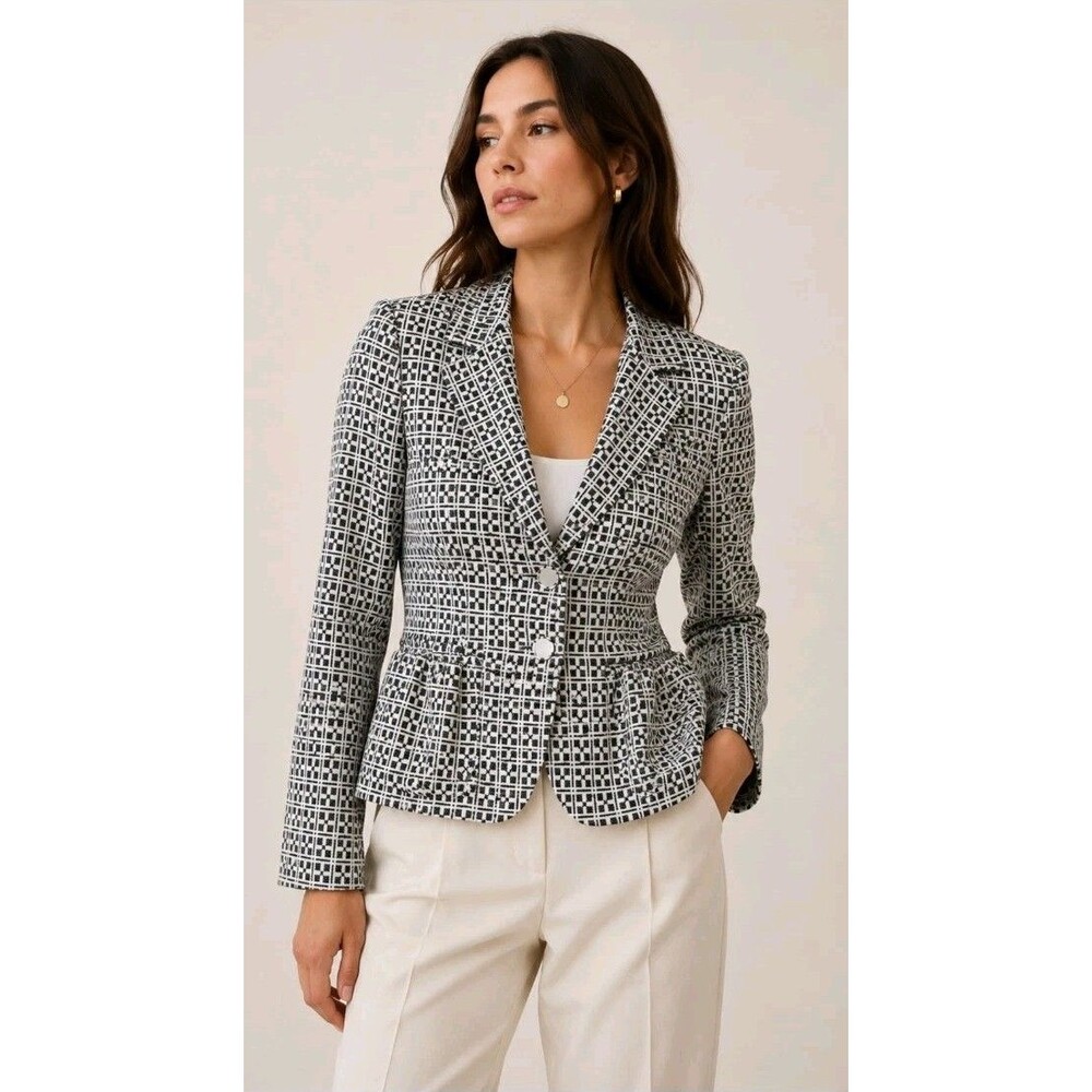 Diane von Furstenberg Geometric Tailored Blazer Size 2 Gathered Pocket Jacket